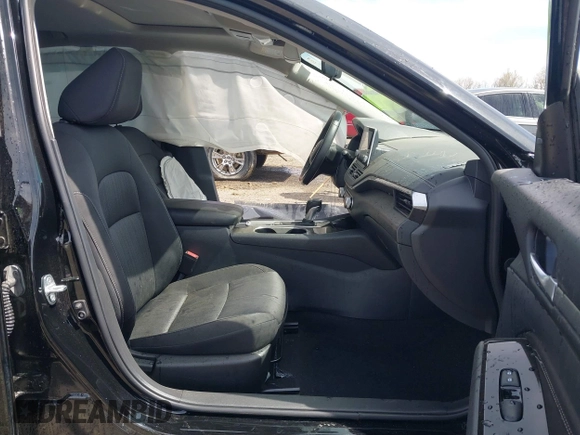 2022 Nissan Altima 2.5 SV with VIN 1N4BL4DV9NN366746, listed as a IAAI auction lot 41834642 with 32,669 mi miles. Bid and sale history available at carsss.com. Image 5.
