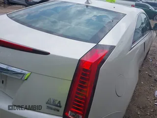 2011 Cadillac CTS Premium with VIN 1G6DP1ED8B0125123, listed as a IAAI auction lot 41917120 with 122,694 mi miles and . Bid and sale history available at carsss.com. Image 4.