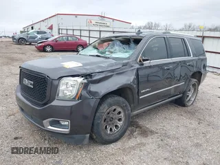 2016 GMC Yukon Denali with VIN 1GKS2CKJ8GR457661, listed as a IAAI auction lot 41522729 with 1 mi miles. Bid and sale history available at carsss.com. Image 2.