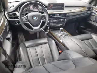 2016 BMW X5 xDrive35i z VIN 5UXKR0C51G0U10837, wystawiony jako Copart lot #60423765 z przebiegiem 138 677 mil mil oraz Czysty tytuł • Clean title. Historia ofert i sprzedaży dostępna na DreamBid. Obrazek 8.
