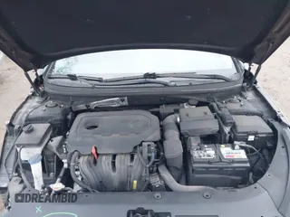 2018 Hyundai Sonata Limited with VIN 5NPE34AF8JH610692, listed as a IAAI auction lot 41503265 with 137,599 mi miles. Bid and sale history available at carsss.com. Image 10.