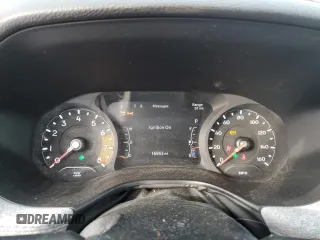 2022 Jeep Compass Latitude Lux with VIN 3C4NJDFB2NT221516, listed as a Copart auction lot 45726005 with 16,953 mi miles and Salvage title. Bid and sale history available at DreamBid. Image 9.