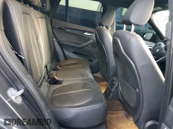 2018 BMW X1 xDrive28i with VIN WBXHT3C38J3H33310, listed as a Copart auction lot 73492324 with 88,620 mi miles and Salvage Title. Bid and sale history available at carsss.com. Image 11.