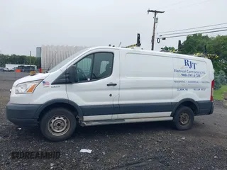 2018 Ford Transit with VIN 1FTYR1ZM1JKB18598, listed as a IAAI auction lot 42533470 with 215,015 mi miles and . Bid and sale history available at DreamBid. Image 14.