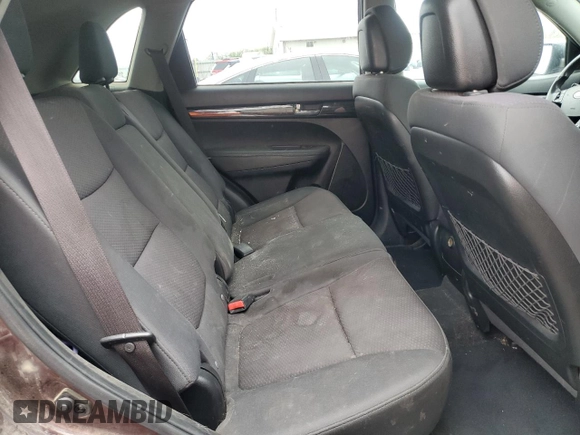 2011 Kia Sorento LX with VIN 5XYKT4A16BG166437, listed as a Copart auction lot 54085565 with 267,364 mi miles and Clean Title. Bid and sale history available at carsss.com. Image 11.