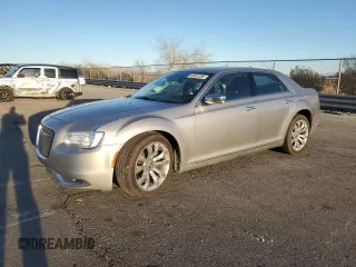 2017 Chrysler 300 with VIN 2C3CCAEG2HH576944, listed as a Copart auction lot 45061585 with 85,271 mi miles and Salvage Title. Bid and sale history available at carsss.com. Image 1.