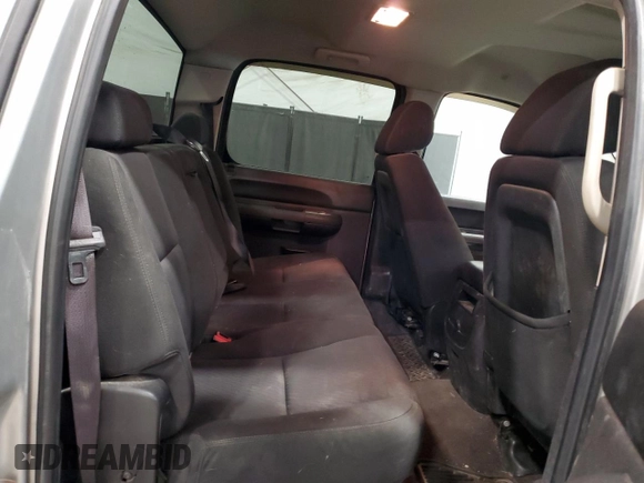 2010 GMC Sierra 1500 SLE z VIN 3GTRKVE30AG166548, wystawiony jako Copart lot #53606675 z przebiegiem 182 717 mil mil oraz Szkoda całkowita • Salvage title. Historia ofert i sprzedaży dostępna na DreamBid. Obrazek 10.