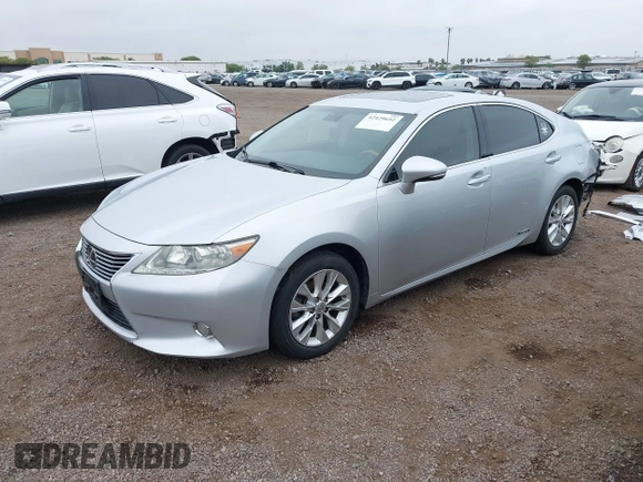 2013 Lexus ES 300h z VIN JTHBW1GG2D2009503, wystawiony jako IAAI lot #42429692 z przebiegiem 265 312 mil mil oraz . Historia ofert i sprzedaży dostępna na DreamBid. Obrazek 2.