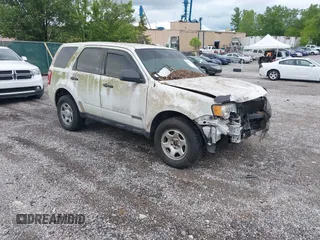 2008 Ford Escape XLS with VIN 1FMCU02Z38KD39585, listed as a IAAI auction lot 42197178 with 248,763 mi miles and . Bid and sale history available at DreamBid. Image 1.