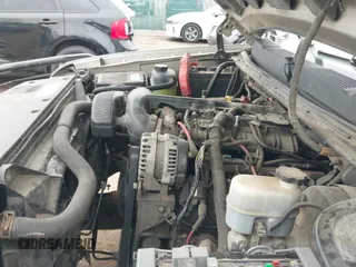 2008 Chevrolet Silverado 1500 Work Truck с VIN 1GCEK19C18E155691, выставлен на аукционе IAAI как лот 42018591 с пробегом 313 392 миль миль и . История ставок и продаж доступна на DreamBid. Изображение 19.