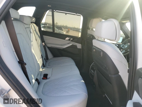 2024 BMW X5 M60i with VIN 5UX33EU01R9U55250, listed as a Copart auction lot 84268944 with 0 mi miles and Non Repairable. Bid and sale history available at carsss.com. Image 11.