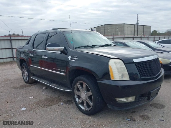 2007 Cadillac Escalade EXT with VIN 3GYFK62897G310335, listed as a IAAI auction lot 41388949 with 274094 miles. Bid and sale history available at carsss.com. Image 1.