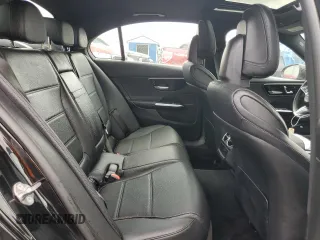 2023 Mercedes-Benz C 300 z VIN W1KAF4HBXPR085635, wystawiony jako Copart lot #59636163 z przebiegiem Nie podano mil oraz . Historia ofert i sprzedaży dostępna na DreamBid. Obrazek 10.