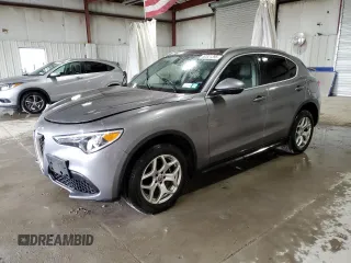 2019 Alfa Romeo Stelvio z VIN ZASPAKAN5K7C69274, wystawiony jako Copart lot #52321395 z przebiegiem 30 323 mil mil oraz Szkoda całkowita • Salvage title. Historia ofert i sprzedaży dostępna na DreamBid. Obrazek 1.