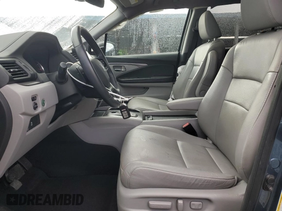 2021 Honda Pilot Special Edition with VIN 5FNYF5H22MB012811, listed as a Copart auction lot 44453855 with 25,782 mi miles and Salvage Title. Bid and sale history available at DreamBid. Image 7.