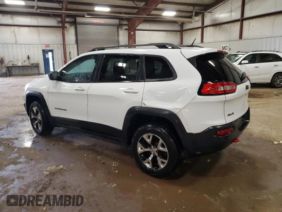 2015 Jeep Cherokee Trailhawk with VIN 1C4PJMBS6FW572245, listed as a Copart auction lot 51992855 with 150,719 mi miles and Clean title. Bid and sale history available at DreamBid. Image 2.