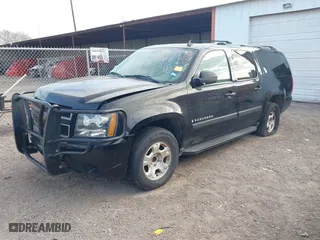 2007 Chevrolet Suburban LT with VIN 3GNFC16057G196996, listed as a IAAI auction lot 41631144 with 1 mi miles. Bid and sale history available at carsss.com. Image 2.