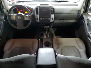 2010 Nissan Xterra S z VIN 5N1AN0NW5AC525456, wystawiony jako Copart lot #56545885 z przebiegiem 179 765 mil mil oraz Tytuł czysty. Historia ofert i sprzedaży dostępna na DreamBid. Obrazek 8.
