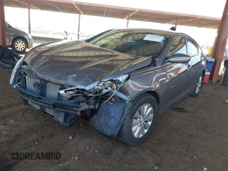 2011 Hyundai Sonata SE with VIN 5NPEC4ACXBH198623, listed as a IAAI auction lot 41681404 with 140,224 mi miles. Bid and sale history available at carsss.com. Image 2.