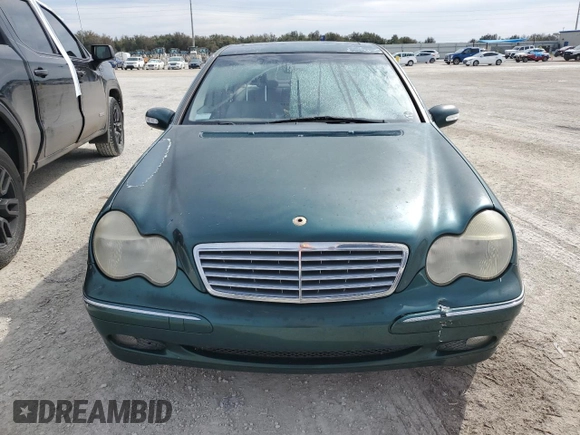 2001 Mercedes-Benz C 320 with VIN WDBRF64J51F046612, listed as a Copart auction lot 47940575 with Not Provided miles and Non Repairable. Bid and sale history available at DreamBid. Image 5.