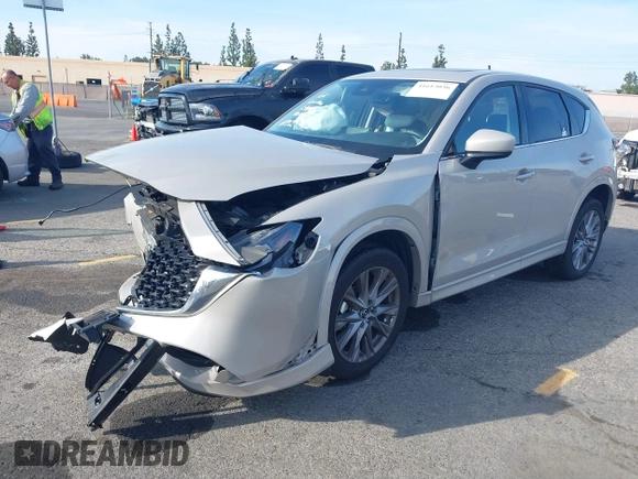 2024 Mazda CX-5 2.5 S Premium Package with VIN JM3KFBDL3R0432240, listed as a IAAI auction lot 41613036 with 1 mi miles. Bid and sale history available at carsss.com. Image 2.