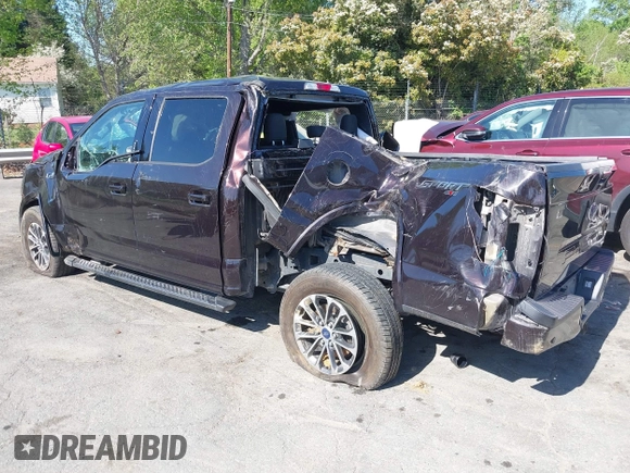2018 Ford F-150 XL z VIN 1FTEW1EP9JFA92904, wystawiony jako IAAI lot #41975999 z przebiegiem 197 463 mil mil oraz . Historia ofert i sprzedaży dostępna na DreamBid. Obrazek 3.