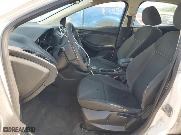 2012 Ford Focus SE with VIN 1FAHP3K22CL470778, listed as a Copart auction lot 62910014 with 205,927 mi miles and Salvage Title. Bid and sale history available at carsss.com. Image 7.