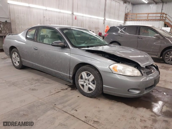 2006 Chevrolet Monte Carlo LS with VIN 2G1WJ15K669386468, listed as a IAAI auction lot 41362758 with 202,242 mi miles. Bid and sale history available at carsss.com. Image 1.