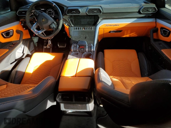 2022 Lamborghini Urus z VIN ZPBUA1ZL8NLA16768, wystawiony jako Copart lot #40152294 z przebiegiem 10 595 mil mil oraz Tytuł czysty. Historia ofert i sprzedaży dostępna na DreamBid. Obrazek 8.