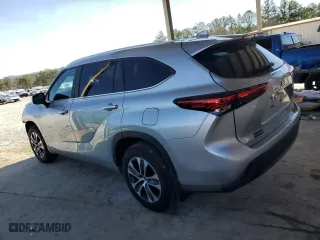 2023 Toyota Highlander Hybrid XLE with VIN 5TDKBRCH0PS131378, listed as a Copart auction lot 46817715 with 18,486 mi miles and Salvage Title. Bid and sale history available at carsss.com. Image 2.
