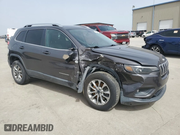 2019 Jeep Cherokee Latitude Plus with VIN 1C4PJLLB5KD202922, listed as a Copart auction lot 48298455 with 125,475 mi miles and Clean Title. Bid and sale history available at carsss.com. Image 4.