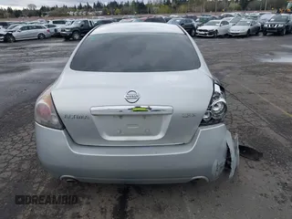 2008 Nissan Altima 2.5 SL with VIN 1N4AL21E08N496438, listed as a IAAI auction lot 41889506 with 230,730 mi miles. Bid and sale history available at carsss.com. Image 16.
