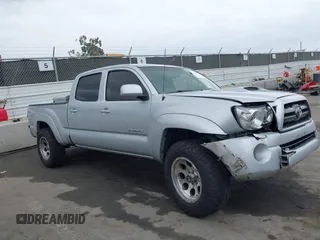 2010 Toyota Tacoma • with VIN 3TMMU4FN1AM017971, listed as a IAAI auction lot 41894625 with 153,946 mi miles and . Bid and sale history available at carsss.com. Image 14.