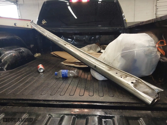 2018 Ram 2500 Tradesman with VIN 3C6UR5CJ3JG121229, listed as a IAAI auction lot 41679189 with 95,956 mi miles. Bid and sale history available at carsss.com. Image 12.