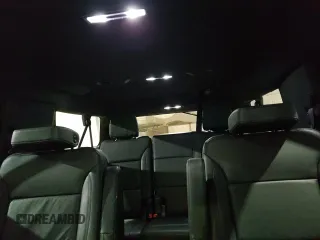 2021 Chevrolet Suburban LT z VIN 1GNSKCKD1MR392290, wystawiony jako Copart lot #46034315 z przebiegiem 63 759 mil mil oraz Szkoda całkowita • Salvage title. Historia ofert i sprzedaży dostępna na DreamBid. Obrazek 10.