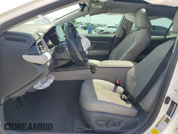 2021 Toyota Camry XSE z VIN 4T1K61AK2MU418583, wystawiony jako Copart lot #54858495 z przebiegiem 43 662 mil mil oraz Nie do naprawy • Non repairable. Historia ofert i sprzedaży dostępna na DreamBid. Obrazek 7.