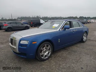 2011 Rolls-Royce Ghost with VIN SCA664S55BUX49548, listed as a IAAI auction lot 41395054 with 17,710 mi miles. Bid and sale history available at carsss.com. Image 2.
