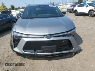 2024 Chevrolet Blazer EV eAWD RS z VIN 3GNKDCRJ9RS182756, wystawiony jako Copart lot #67613574 z przebiegiem 413 mil mil oraz Szkody całkowita. Historia ofert i sprzedaży dostępna na DreamBid. Obrazek 5.