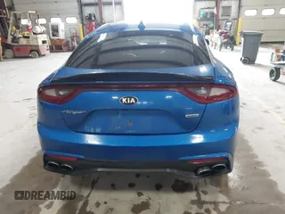 2018 Kia Stinger Premium with VIN KNAE25LA5J6017132, listed as a IAAI auction lot 42163195 with 176,947 mi miles. Bid and sale history available at carsss.com. Image 16.