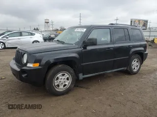 2010 Jeep Patriot Sport with VIN 1J4NT2GA0AD506486, listed as a Copart auction lot 86419334 with 61,111 mi miles and Salvage Title. Bid and sale history available at carsss.com. Image 1.