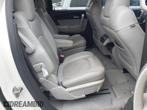 2008 GMC Acadia SLT2 with VIN 1GKER33738J151267, listed as a IAAI auction lot 41380788 with 205,806 mi miles. Bid and sale history available at carsss.com. Image 8.