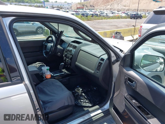 2011 Ford Escape Limited с VIN 1FMCU9E78BKA36193, выставлен на аукционе IAAI как лот 42609040 с пробегом 175 439 миль миль и . История ставок и продаж доступна на DreamBid. Изображение 5.