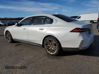 2024 BMW 5 Series 530i xDrive with VIN WBA53FJ01RCR84895, listed as a Copart auction lot 41431275 with 0 mi miles and Salvage Title. Bid and sale history available at carsss.com. Image 2.