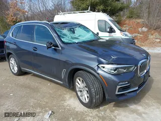 2019 BMW X5 xDrive40i with VIN 5UXCR6C55KLL27667, listed as a IAAI auction lot 41696852 with 55,387 mi miles. Bid and sale history available at carsss.com. Image 1.