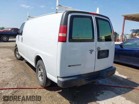 2008 Chevrolet Express Cargo with VIN 1GCFG15X881164040, listed as a IAAI auction lot 42126675 with 470,471 mi miles and . Bid and sale history available at DreamBid. Image 3.
