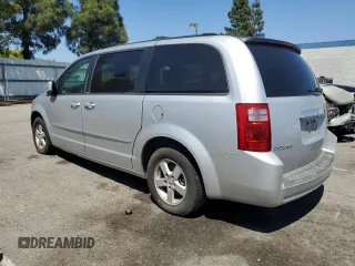 2010 Dodge Grand Caravan SXT z VIN 2D4RN5D13AR331626, wystawiony jako Copart lot #55522315 z przebiegiem 170 202 mil mil oraz Czysty tytuł • Clean title. Historia ofert i sprzedaży dostępna na DreamBid. Obrazek 2.