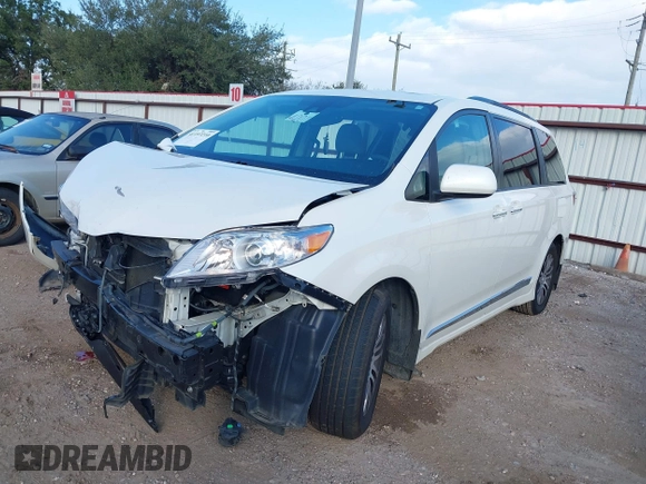 2018 Toyota Sienna XLE Auto Access Seat with VIN 5TDYZ3DC0JS902001, listed as a IAAI auction lot 41197210 with 99,018 mi miles. Bid and sale history available at carsss.com. Image 2.