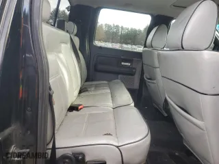 2006 Lincoln Mark LT with VIN 5LTPW18576FJ06869, listed as a Copart auction lot 81988794 with 215,183 mi miles and Clean Title. Bid and sale history available at carsss.com. Image 10.