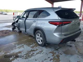 2021 Toyota Highlander L z VIN 5TDCZRBH9MS543232, wystawiony jako IAAI lot #41869895 z przebiegiem 41 031 mil mil oraz . Historia ofert i sprzedaży dostępna na DreamBid. Obrazek 3.