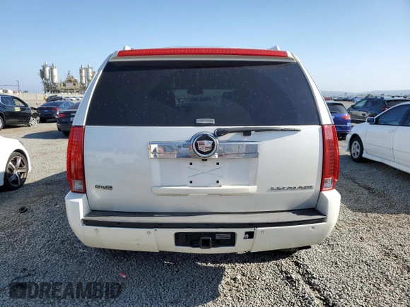 2010 Cadillac Escalade z VIN 1GYUKAEF3AR102057, wystawiony jako Copart lot #55177505 z przebiegiem 168 435 mil mil oraz Tytuł czysty. Historia ofert i sprzedaży dostępna na DreamBid. Obrazek 6.